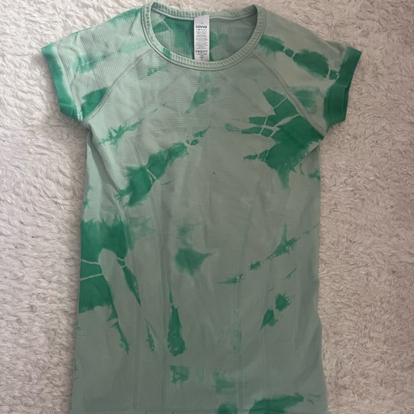 Ivivva swiftly tech! - Picture 1 of 2